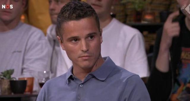 【夜读】偶像和迷弟的悲欢并不相通