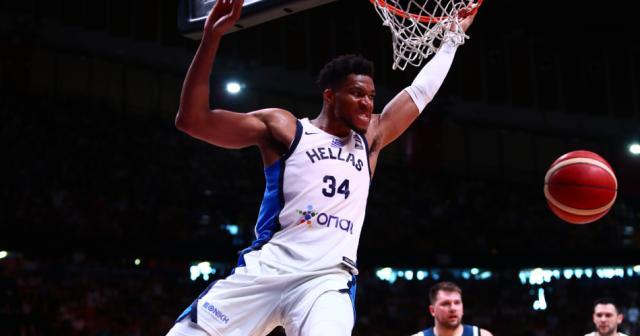 半岛体育APP-巨星对决字母哥送别东契奇，冲奥只差最后一步