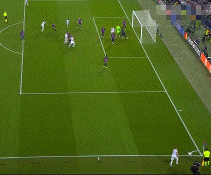 半岛体育-【欧冠】格纳布里3助 莱万获点被取消 巴萨0比3拜仁