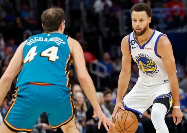 1667199320930057145.png 半岛体育官方网站-内外线防守被活塞捅穿 卫冕冠军到底怎么了?