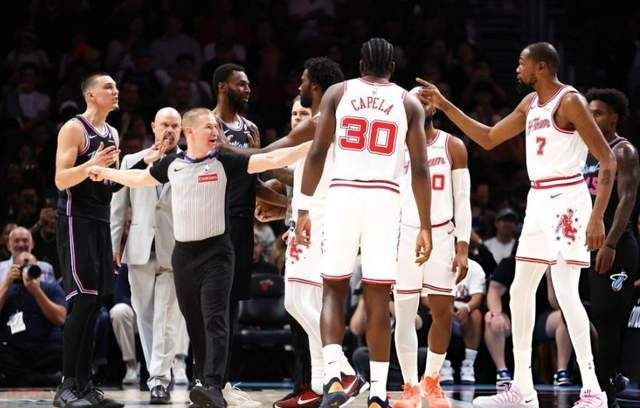 半岛体育官方网站-轰14+4+5！我破解了联防，但伊森和谢泼德没投进，乌度卡赛后甩锅|火箭|凯文·杜兰特|热火|圣安东尼奥马刺队|艾米-乌度卡_新浪体育_新浪新闻