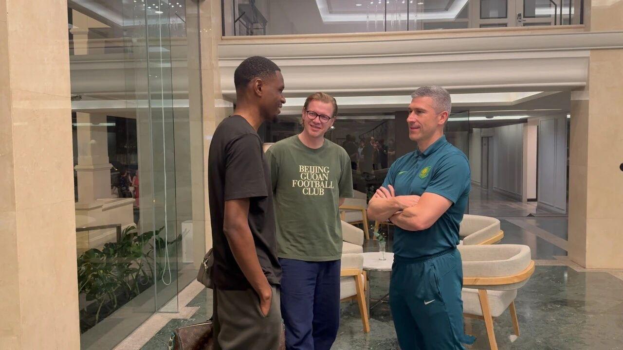 半岛体育APP-中超转会：足协杯冠军官宣2名新援加盟，成都蓉城或签拜合拉木