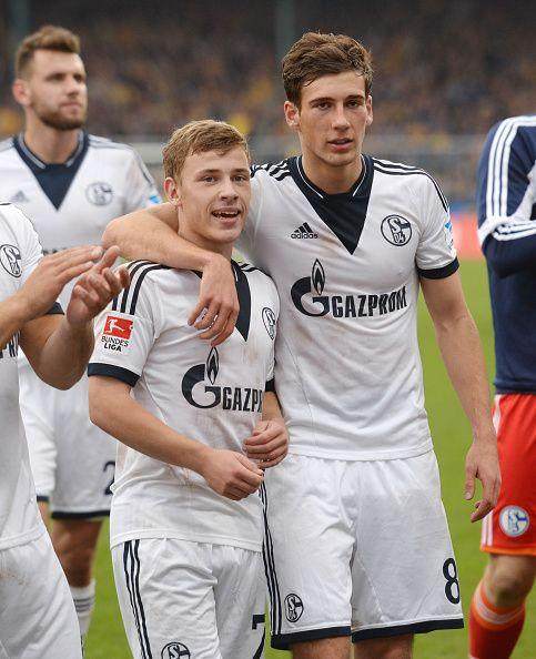 两位新冠康复者“助”兴，拜仁121岁生日快乐！